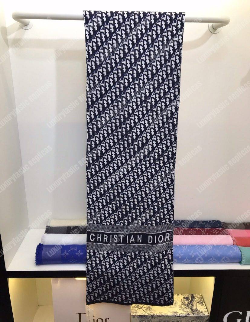 CD Blue Oblique Stole