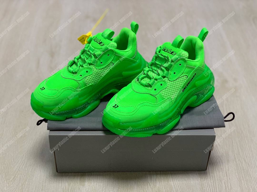 Ba*len*cia*ga triple s clear sole green