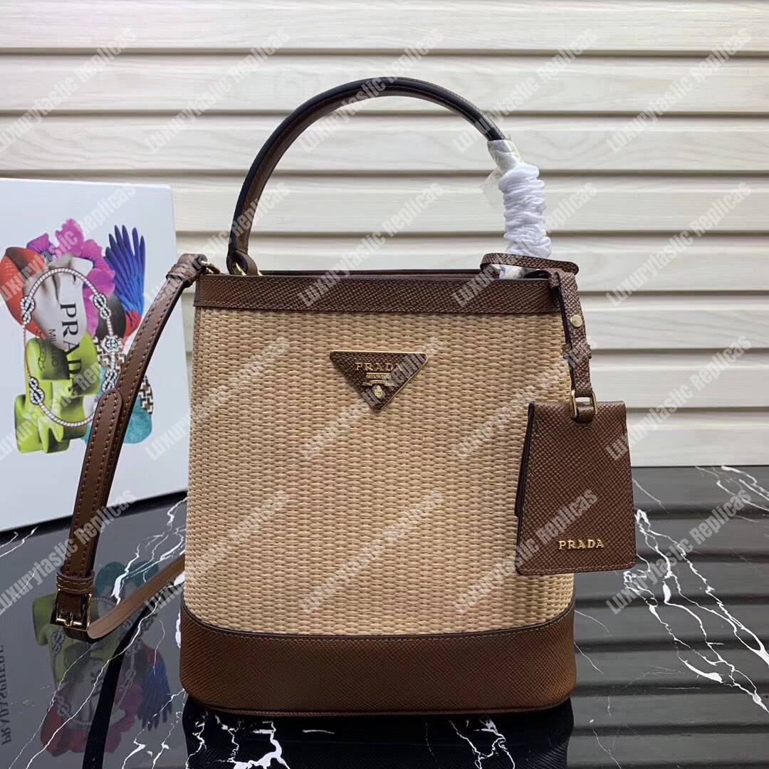 Pra*a panier medium straw bag dark brown