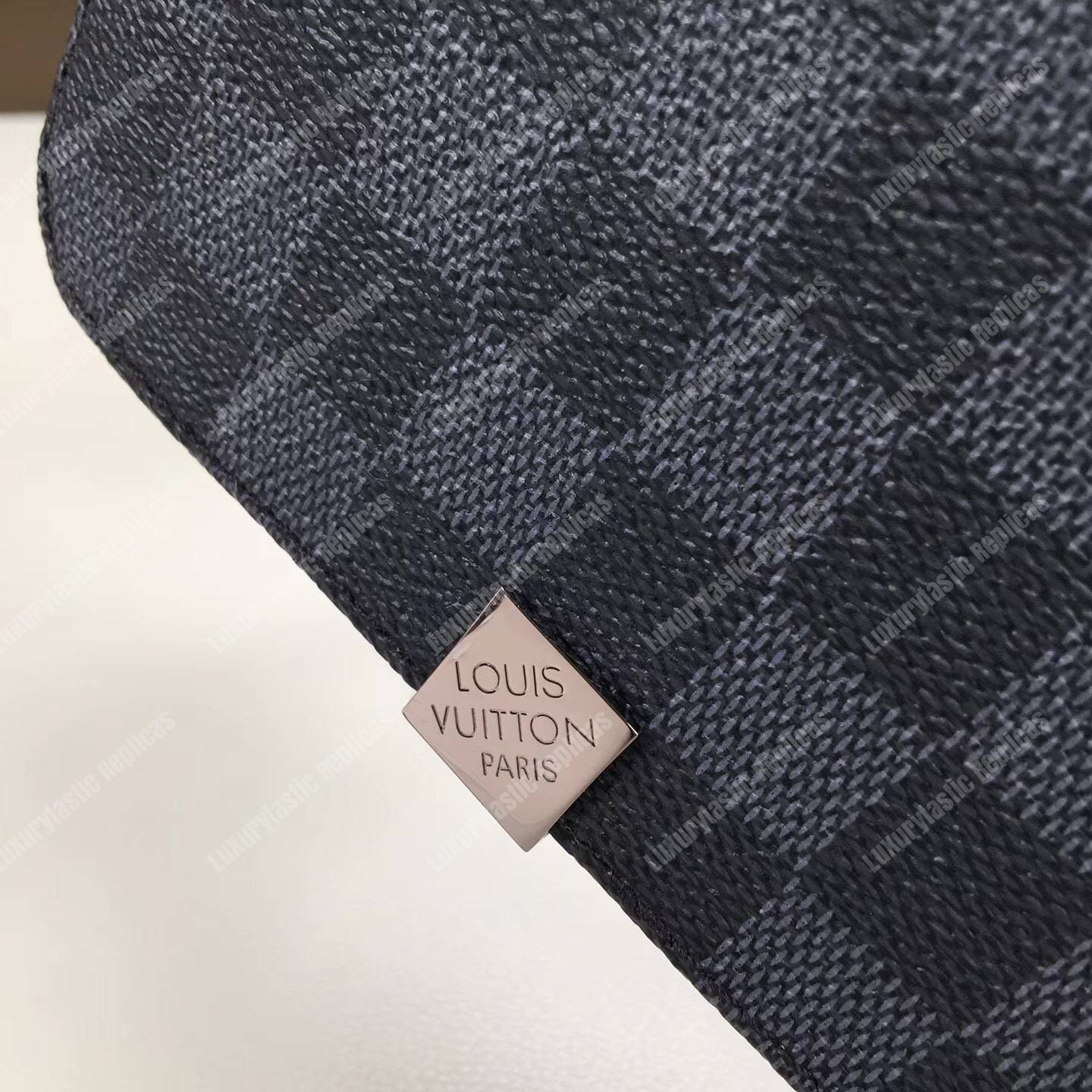 LV District MM Damier Canvas