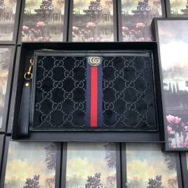 G*u*i gg velvet pouch black