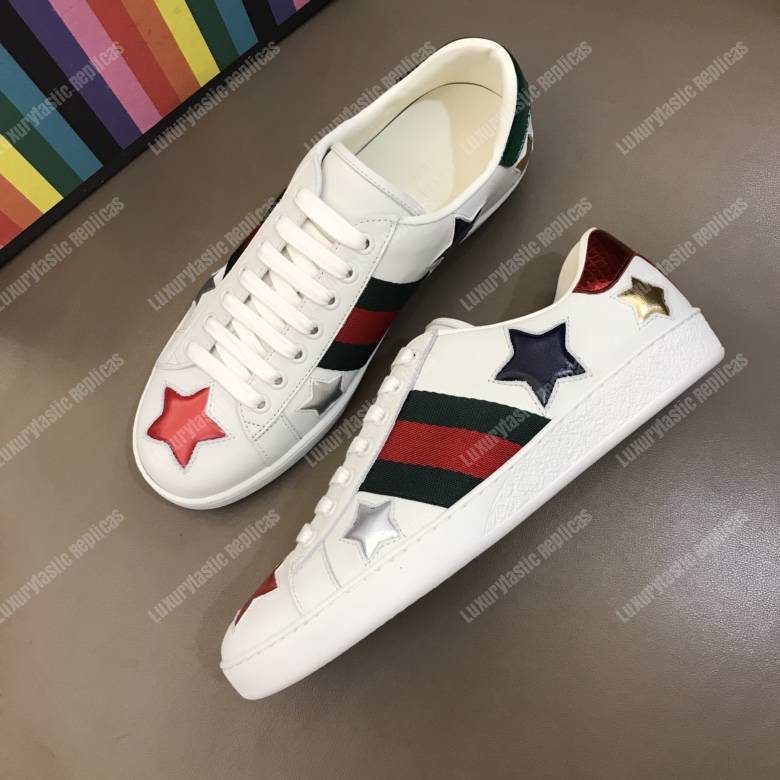 G*u*i ace embroidered star sneaker white