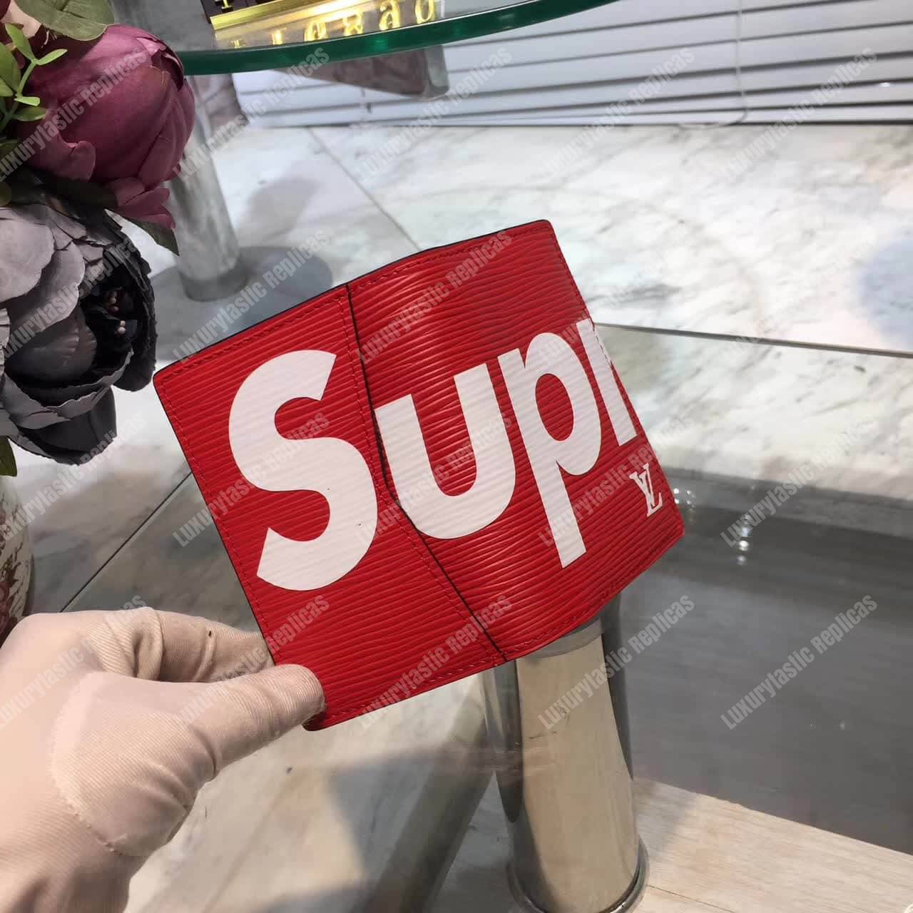 l**is V*t*n x sup*e small wallet epi red