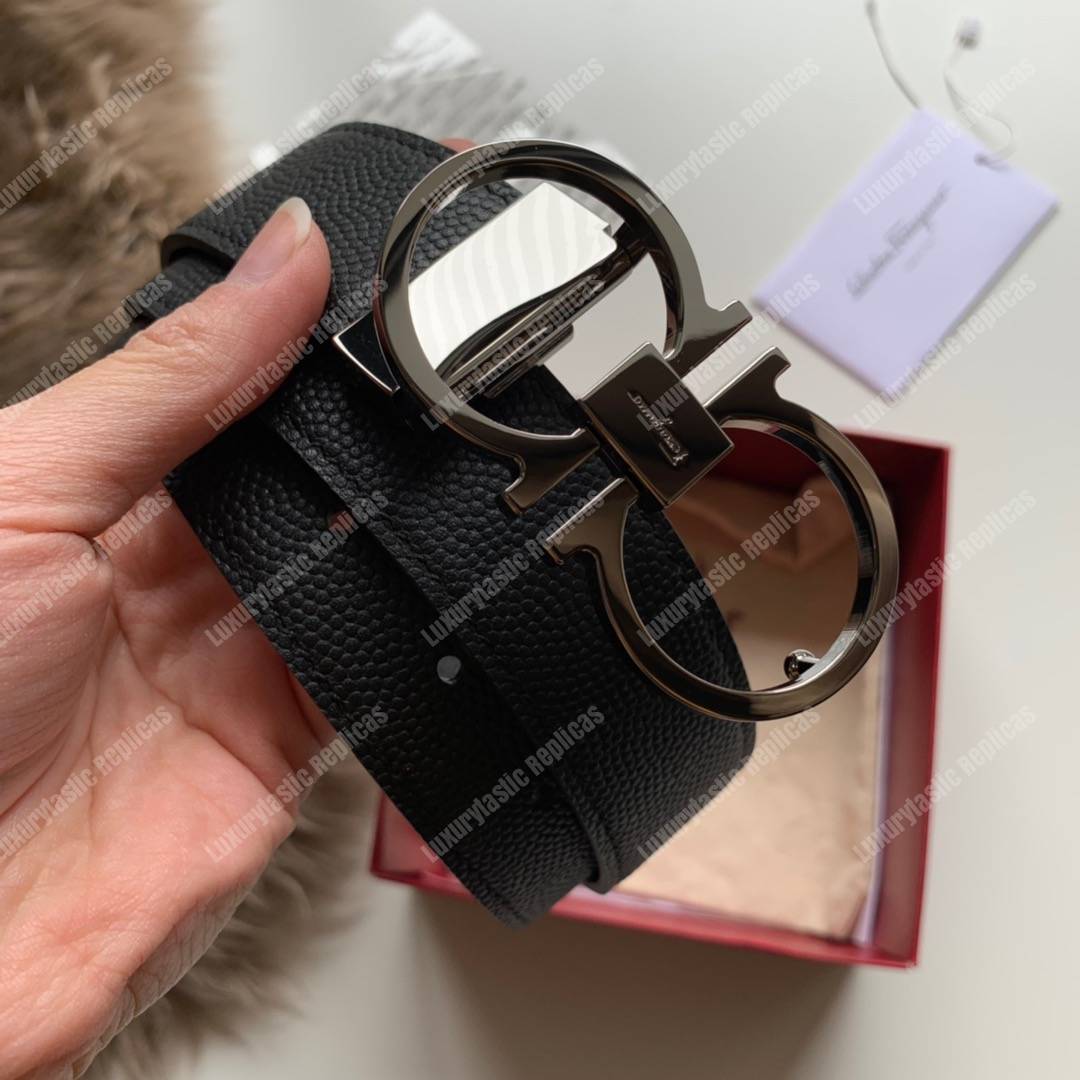 ﻿Salvatore Ferragamo Adjustable and Reversible Gancini Belt