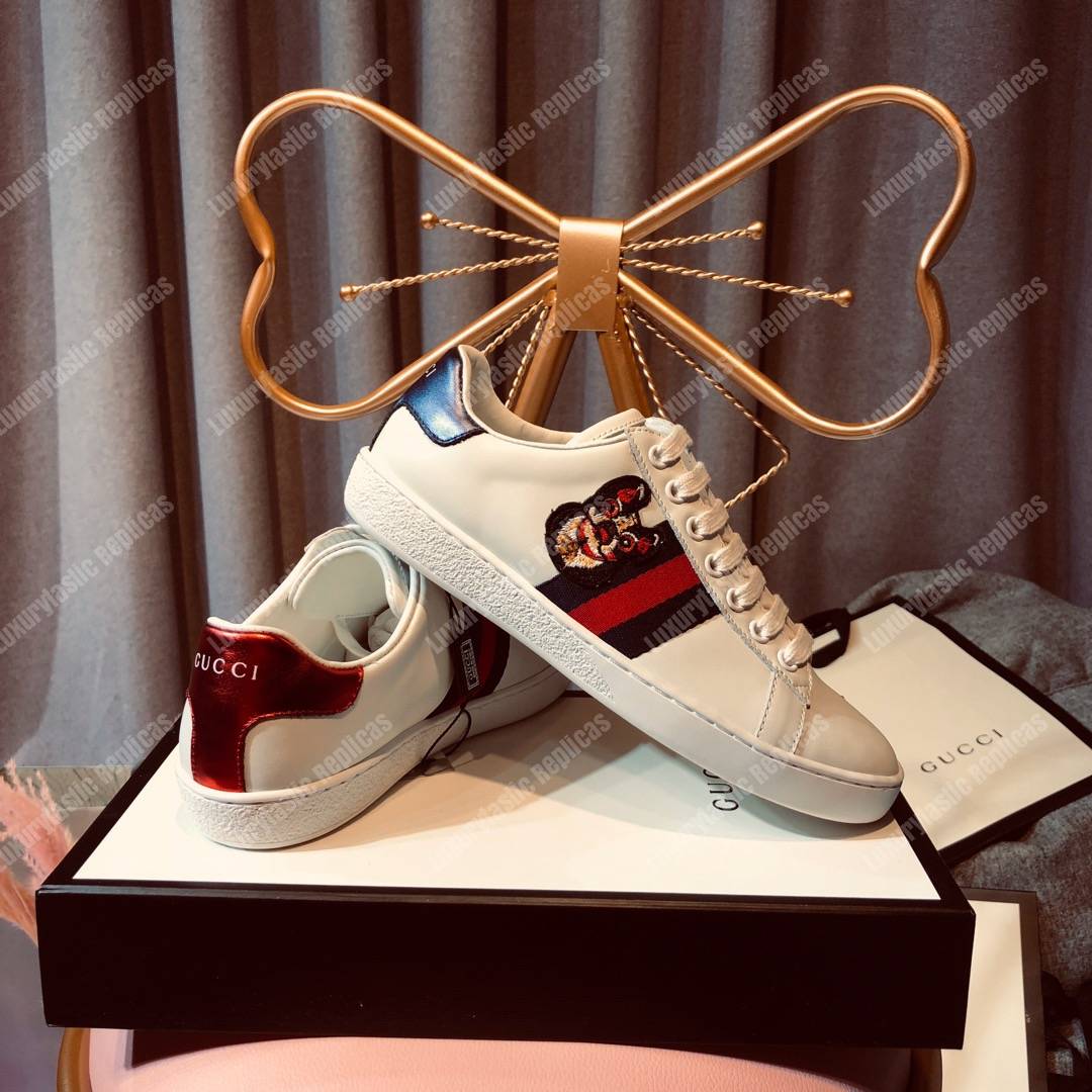 G*u*i ace embroidered bosco/orso sneaker white