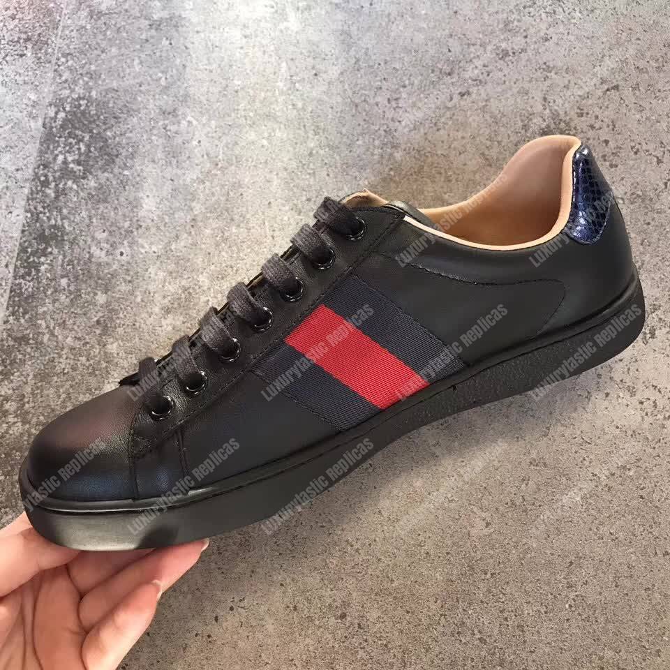 G*u*i ace embroidered tiger sneaker black